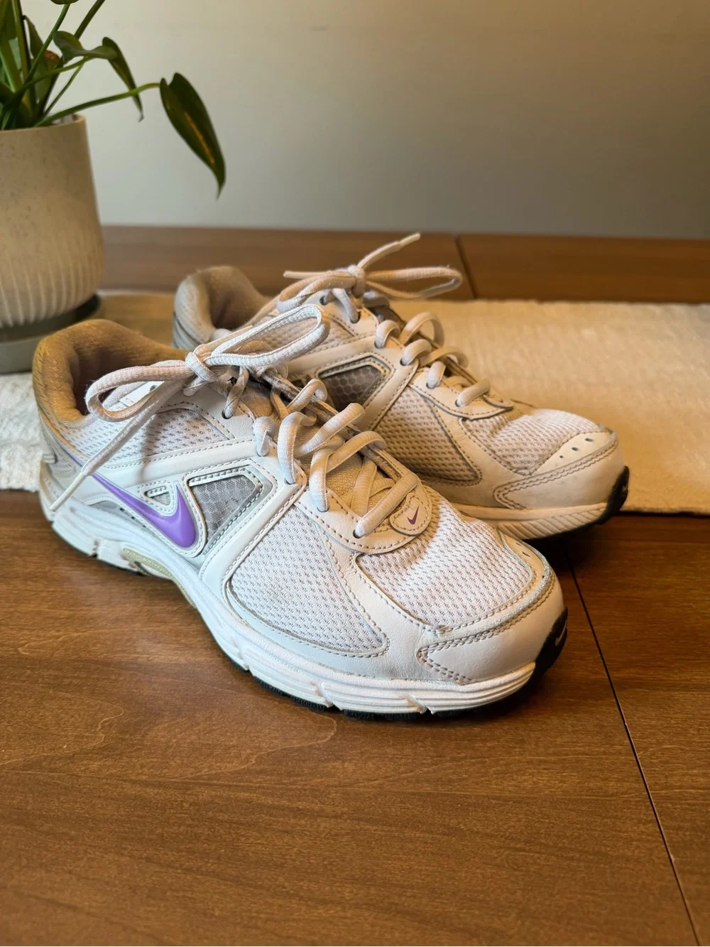 Nike Dart White Mesh Sneakers with Purple Swoosh Accent
